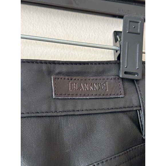 Blank NYC Womens Black Faux Leather Flare Shorts In Stunner Move Size 25 - Picture 4 of 9